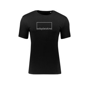 bolzplatzkind-geduld-t-shirt-schwarz-weiss-bpksttu755-lifestyle_front.png