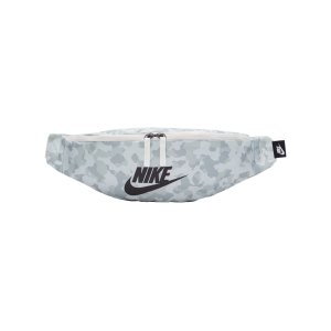 nike-heritage-aop-huefttasche-weiss-f121-cv0838-lifestyle_front.png
