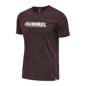 hummel-legacy-t-shirt-braun-f8016-212569-lifestyle_front.png
