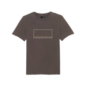 bolzplatzkind-vintage-t-shirt-braun-bpksttu831-lifestyle_front.png