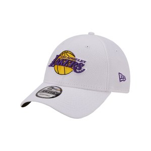 new-era-la-lakers-diamond-9forty-cap-fwhiotc-60240377-lifestyle_front.png