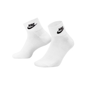 nike-every-essential-socken-3er-pack-weiss-f101-dx5074-lifestyle_front.png