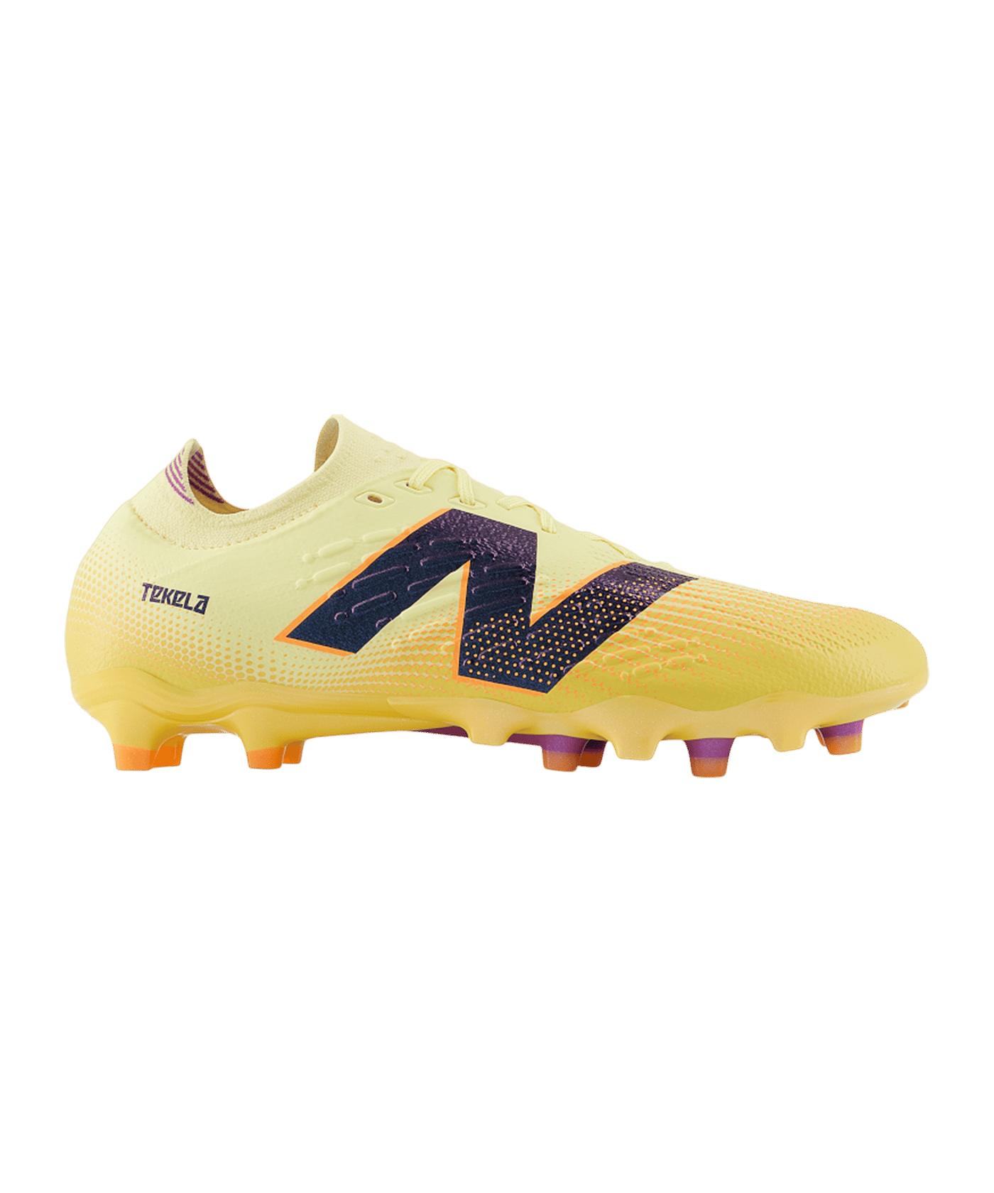 New Balance Tekela Pro Low Laced V4+ FG Energy Rush Beige - beige