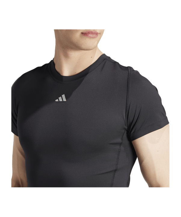 adidas Techfit Aeroready T-Shirt Schwarz - schwarz