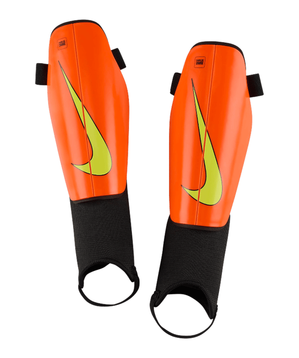 Nike Charge Schienbeinschoner Orange F830 