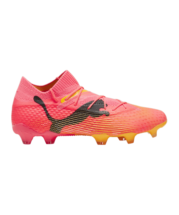 PUMA FUTURE 7 Ultimate FG/AG The Forever Faster Rosa Schwarz F03 - rosa